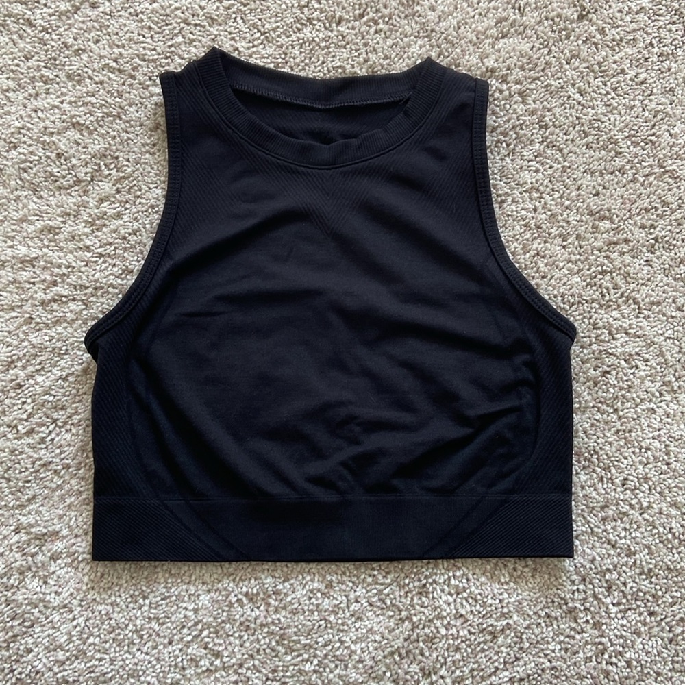 Alphalete Black Ribbed Cropped Tank Top